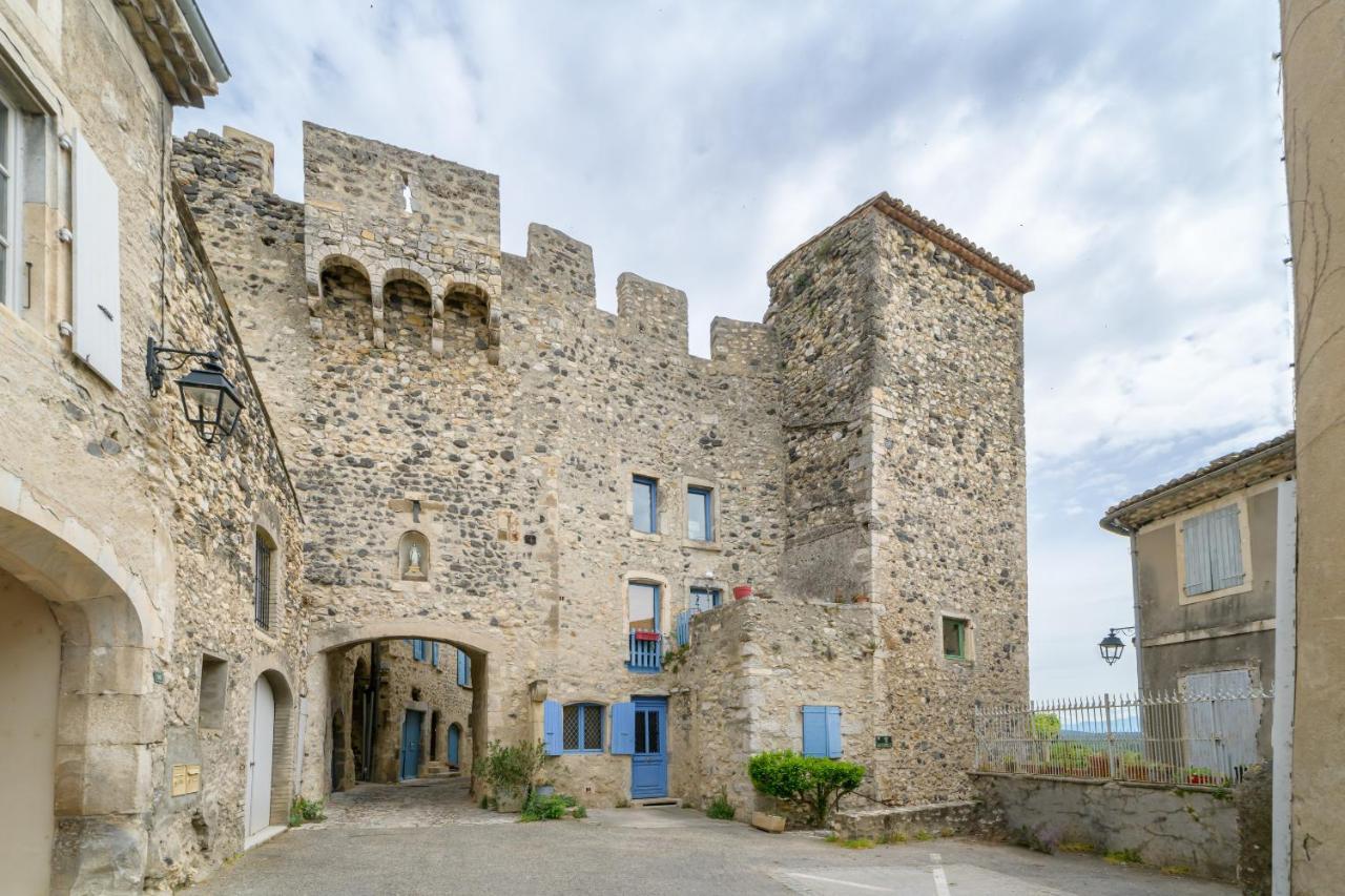 La Tour Des Remparts Bed & Breakfast *