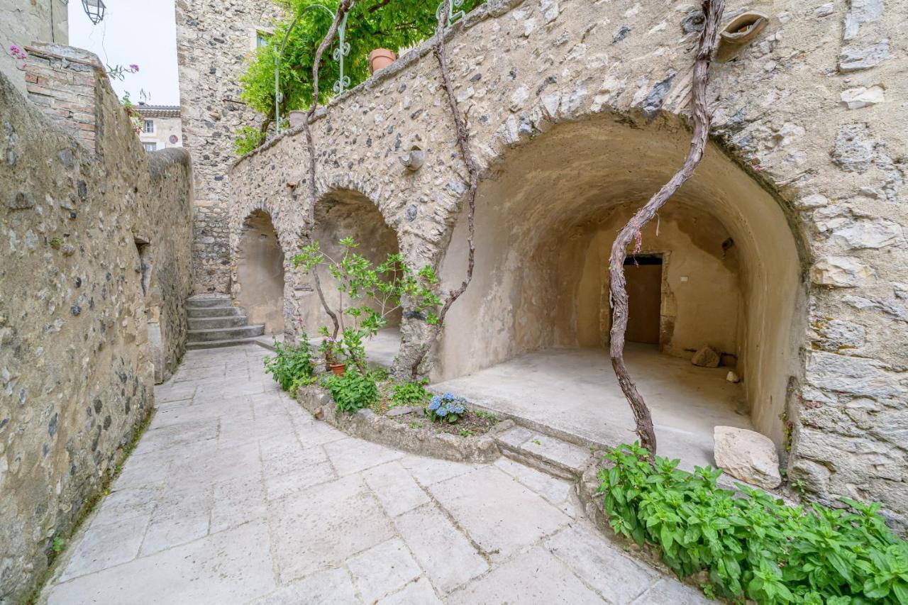 La Tour Des Remparts Rochemaure